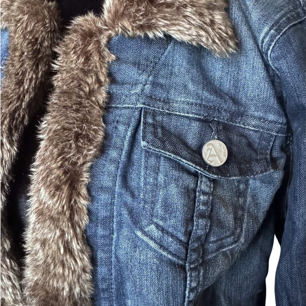 Allen B Schwartz Faux Fur Trim Denim Jacket Bratz Doll Y2K Style Blue Medium - Picture 4 of 6
